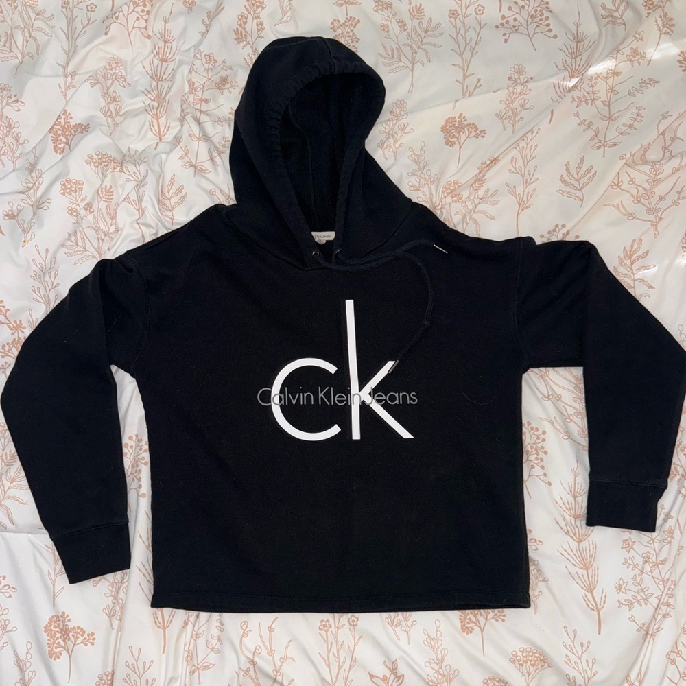 Calvin Klein Cropped Sweatshirt, M